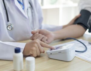 Hipertensão gestacional ocorre em 14,6% das mulheres com diabetes mal controlado