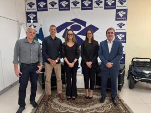 Sindijoias Ajomig discute normatização aduaneira com a Receita Federal em Minas Gerais