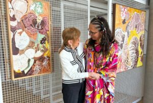 Dalmoni Lydijusse estreia em São Paulo com exposição “Para Encontrar Minha Pele” na Galeria Arte Aplicada