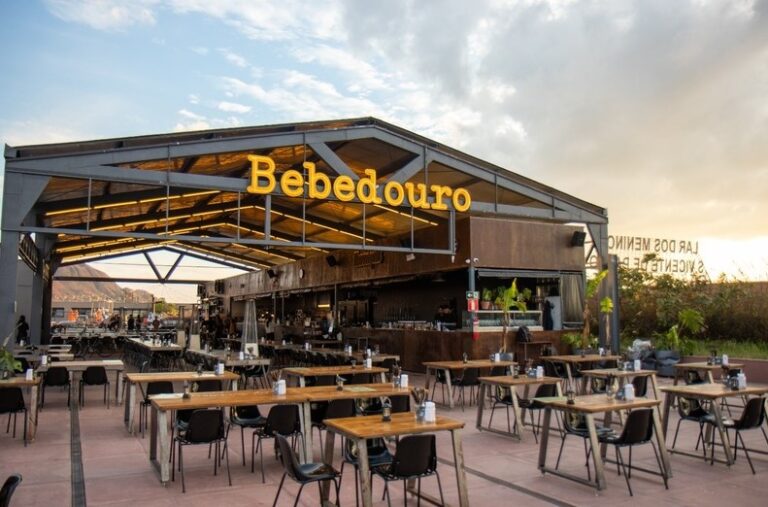  Bebedouro Bar & Fogo transforma unidades em arenas premium para a Copa do Mundo 2026 em BH