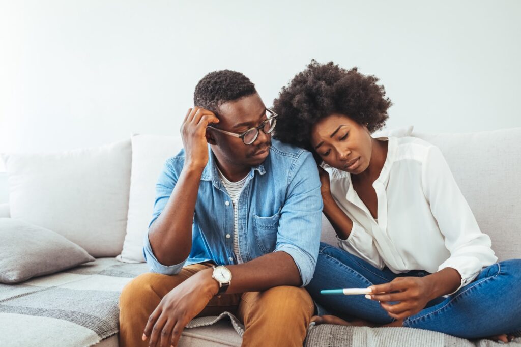 Infertilidade afeta uma a cada seis pessoas no mundo e metade dos casos envolve fatores masculinos