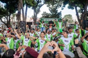 Bloco Show Kids leva música e dança a comunidades periféricas de Belo Horizonte
