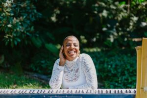 Samba do Arco recebe Maira Freitas em apresentação especial – 17 de agosto 